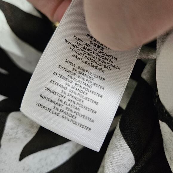 Michael Kors Ghanzi' Zebra Print Ponte Fit & Flare Dress Sz 8 - Picture 8 of 8